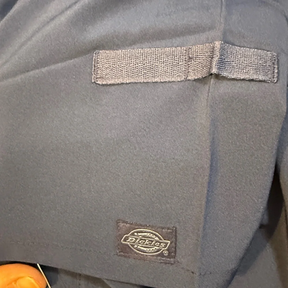 Dickies EDS Essentials Scrub Top NWT Stretch Mens M Uniform V Neck Navy